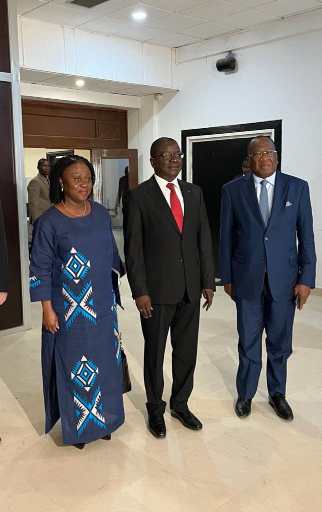 pobee_martha's tweet photo. Pendant ma visite au #Tchad, j’ai encouragé tous les Tchadiens à participer au dialogue inclusif dans le cadre de la transition politique menant à une paix durable. https://t.co/pxkcO9n18p