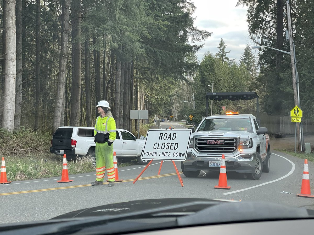 SDupleich's tweet photo. @IssaquahPolice As of 7:30 this morning. https://t.co/icOtpZKIEJ