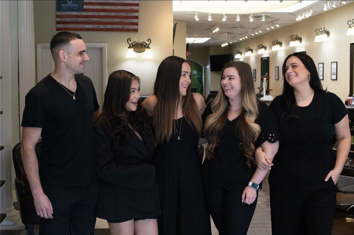 TPC_BarberShop's tweet photo. There's only one word for a team like this, and it's 💈Presidential💈
Make us your one stop shop and you're bound to leave looking your best. https://t.co/SVvU6i0Kmz