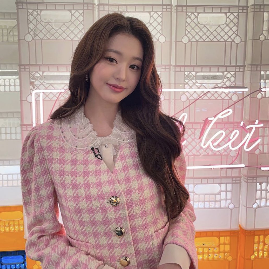 spring4rina's tweet photo. ꒰ my threads  🧵 ꒱ https://t.co/5inatokrSd