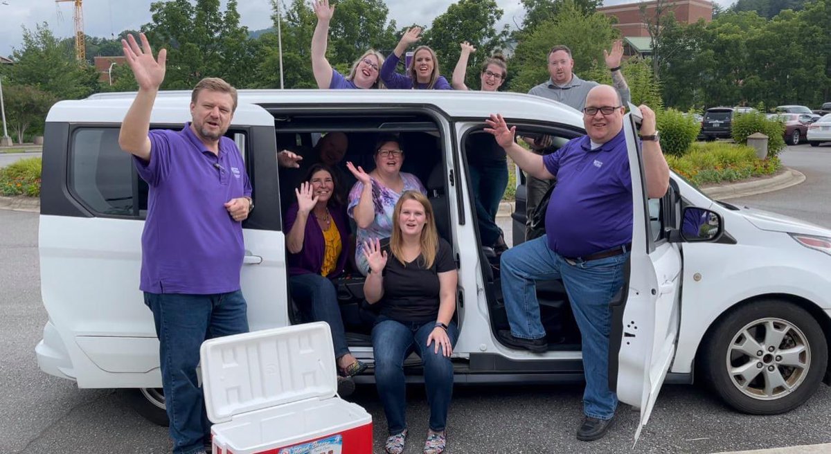 wcuedoutreach's tweet photo. We are so excited to be back IN-PERSON, IN CULLOWHEE July 20-23 for the Annual Cullowhee Native Plant Conference! There will also be a virtual option. REGISTRATION OPENS April 1. Go to https://t.co/BixpXaLumq to register. https://t.co/ruphFrFvf2