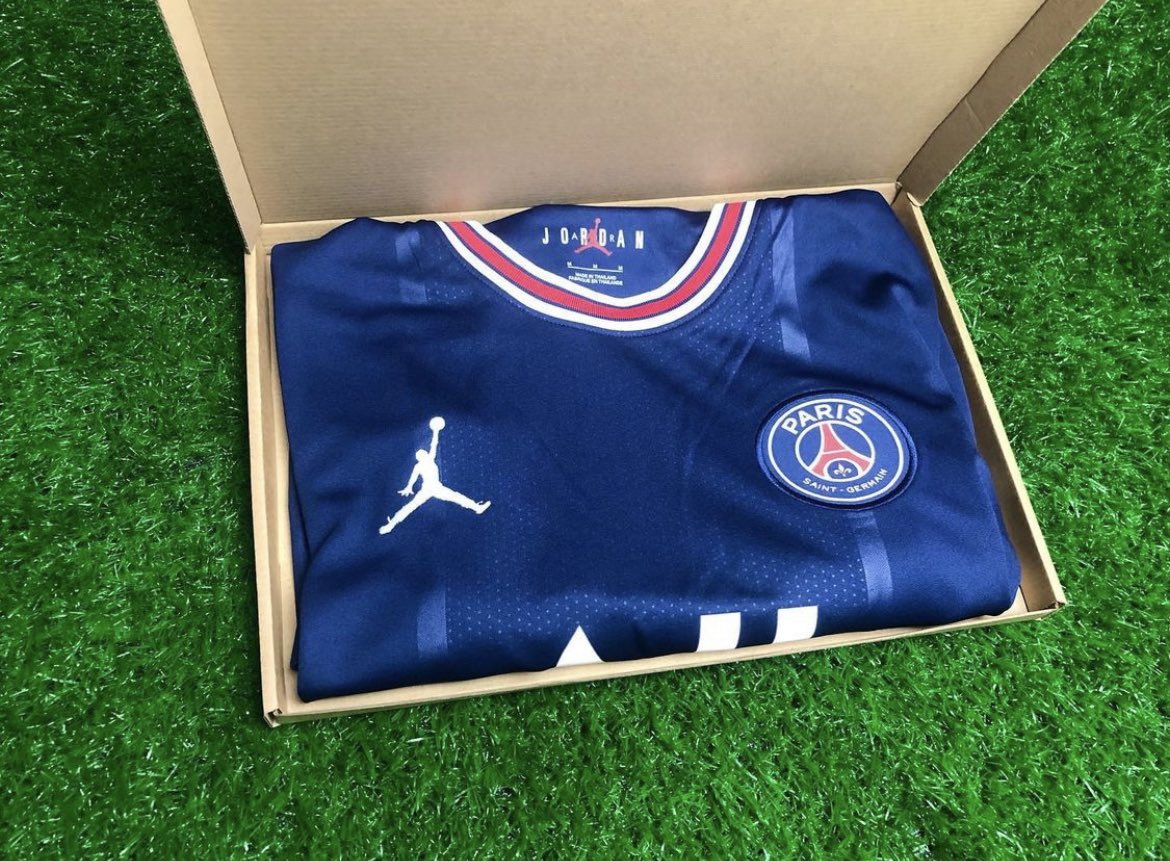 Mystery Football tweet media