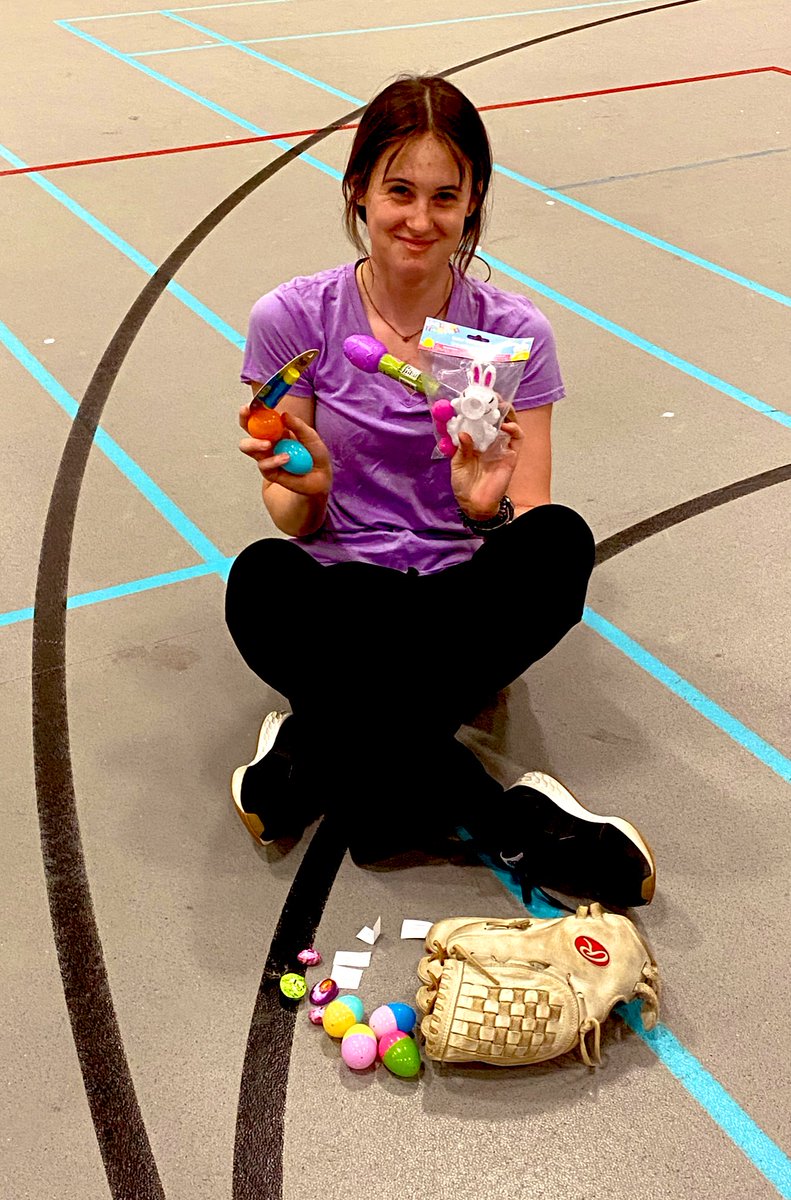 Coach_SFuller's tweet photo. On the 3οΈβ£ year anniversary of our bus breaking down, the Easter Bunny decided to visit us early & send some positive vibes during this dreary springπ°πππ€
Congrats to our winner, FR Lauren Bishop: 9οΈβ£eggs!
#MTB #beyondstate #positivemindset #pastels #welovethisgame #gohornets https://t.co/hPILBD2P0x
