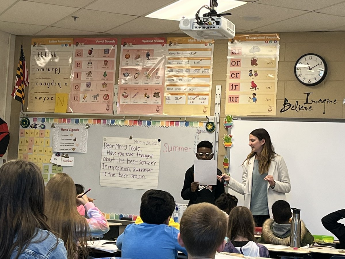 Our second grade students loved writing about their favorite seasons in a lesson led by our <a href="/LoyolaTED/">Loyola Teacher Education</a> intern, Ms. Becker! <a href="/AacpSeril/">AACPSeril</a> <a href="/AACountySchools/">AACPS</a>