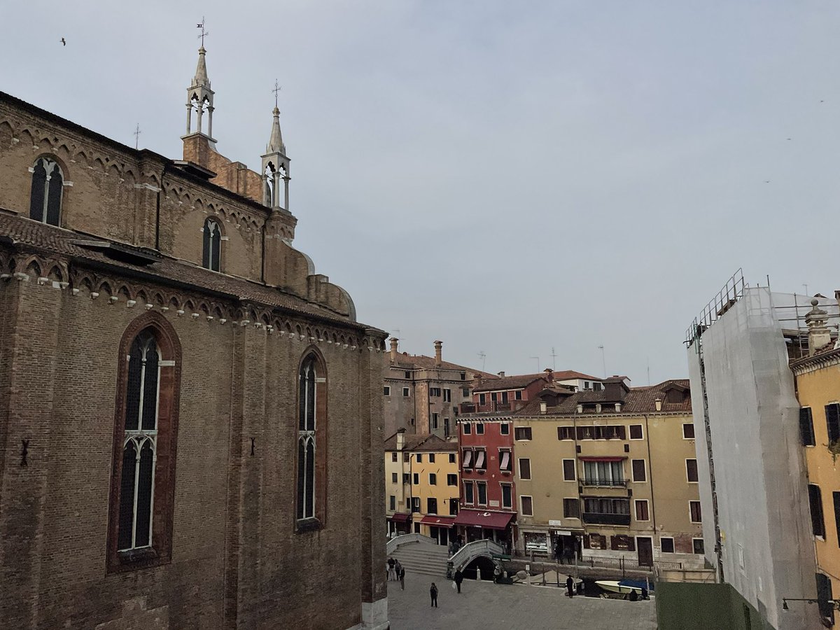 JillKerby's tweet photo. Venice, Day 29. Home tomorrow. But you can hear me discuss the auto enrolment pension scheme, now due to start in 2024 🙄 on @drivetimerte soon.  I should warn them - the great bells of the great Frari basilica - right next door - will start ringing at 6pm!  #MyRoomWithAView https://t.co/dHQuZFW5JX