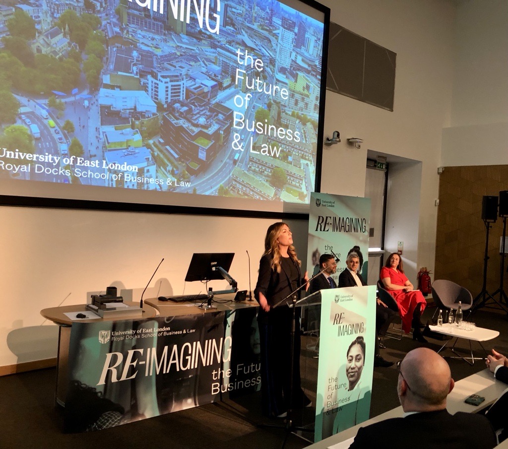 UEL_News's tweet photo. Thanks to Baroness @karren_brady CBE, for an inspiring keynote speech on her journey in business and the core values you need to succeed. She advises our students to always have determination, as this is crucial to success.
#USSLaunch https://t.co/yz16WIk7uB