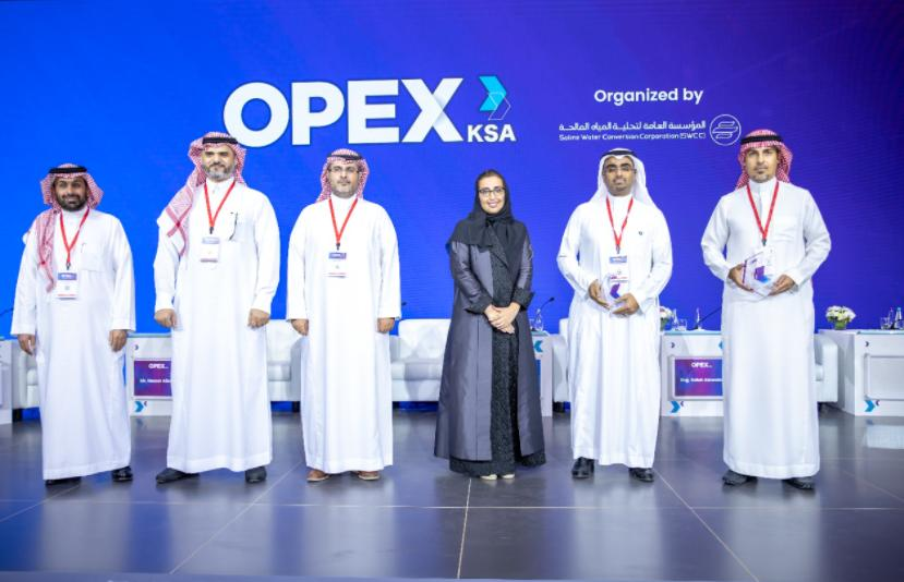 DAWIYAT's tweet photo. Saleh Alowain, CTO, #Dawiyat_Integrated, a #Saudi_Electricity subsidiary, speaks at #OpEx about foundations of operational excellence in telecom sector and how future trends impact development.
#Operational_Excellence
#OPEXksa https://t.co/rR45Xvufm4