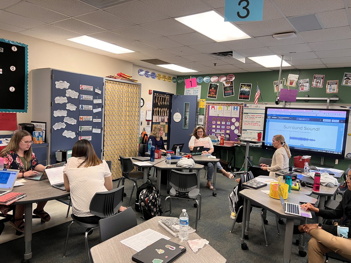 GinaInTech's tweet photo. Did y’all know it’s March 29th today? Cuz I didn’t 😂 Thank goodness for @SLESnowden &amp; the @SLExDstars 5th grade team 💫 @DiscoveryEd @CanvasLMS @GCISDigital @GCISD #TheyFillMyBucket https://t.co/37SFWwFLBd