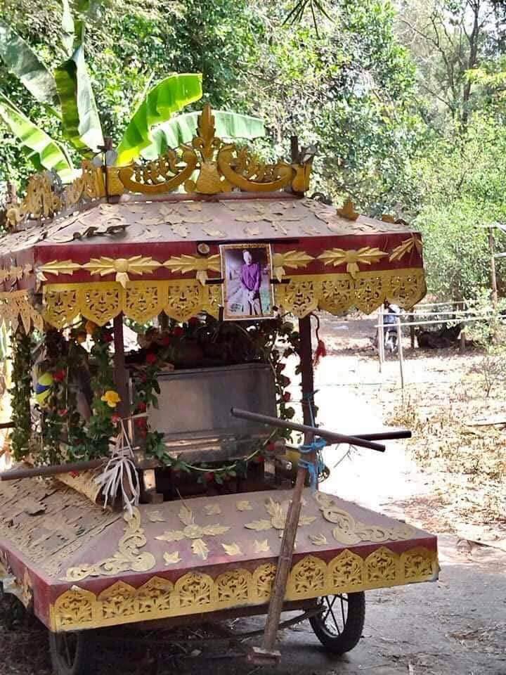 Tw//death On Mar24 night, Junta Terrorists at Myoshaung checkpoint in Hinthada city shot  Ko Zinko Aung to death for not stopping his vehicle for investigation. #WarCrimesOfJunta #2022Mar29Coup  #WhatsHappeningInMyanmar