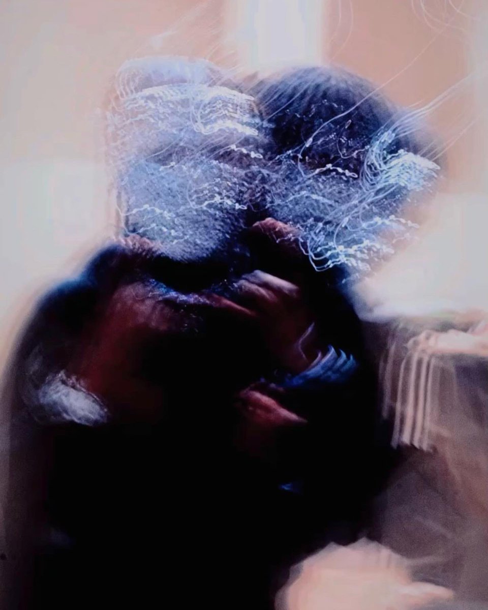 XxAjTheCreator's tweet photo. Vibes Been Futuristic, They Call Me HNDRIXX 🕊🏧 #FREEZB #LONGLIVEZB #FREESAVAGEMODE3 https://t.co/QLniuBxgnE