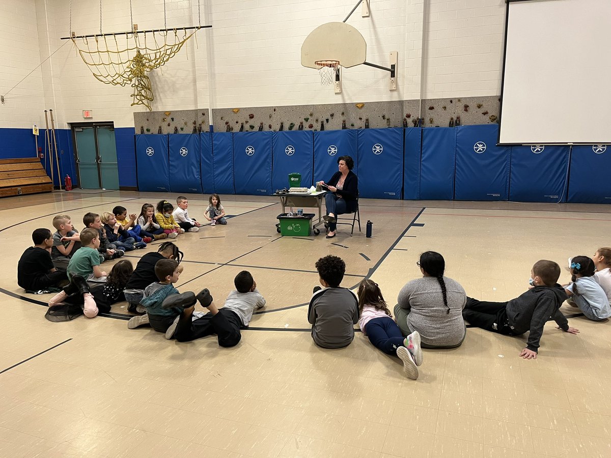 Thank you Mrs. Rivers from <a href="/BristolPW/">Bristol Public Works</a> for today’ presentation on #recycling. We can’t wait to have you back to start our outside veggie garden!! #sssct <a href="/BristolCTSchool/">Bristol Public Schools</a>