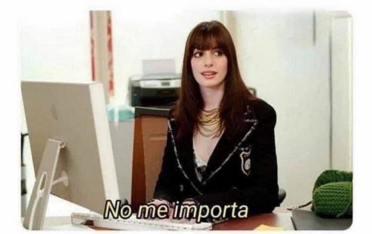 Cuando me regañan por buscar vuelos baratos en horario laboral: