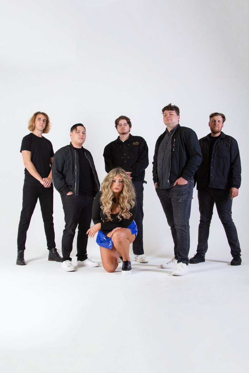 GriffethPhoto's tweet photo. Top shelf promo photos 

#bandphotography #bandphotographer #bandphoto #photography #photoshoot #photographer #bandpromo #promophoto #studio #studiophotography #studiophotographer #studiophotoshoot #photoshoot #topshelflouisville #localmusic #louisville #louisvillephotographer https://t.co/SvWA0r6vKc