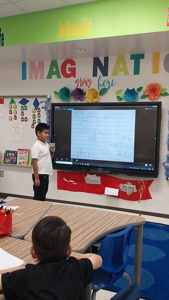BCISD's tweet photo. Check out some of our future leaders at Linnie Roberts Elementary presenting the progress on their research projects in Mrs. Flores' class. 📊 #bcisd https://t.co/ffN2CBXNEU