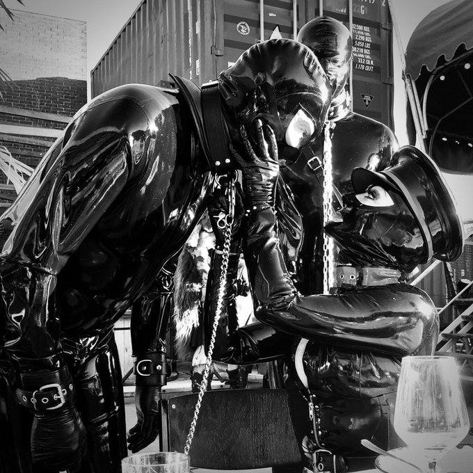 Meet me and my rubber crew this Saturday at @wastelandparty https://t.co/ORy60c5B4Q<a class="tags" target="_blank" title="On Twitter" href="/?out=eyJ0eXAiOiJKV1QiLCJhbGciOiJIUzUxMiJ9.eyJpYXQiOjE3MjE5NDcyMjcsImlzcyI6InR3cG9ybnN0YXJzLmNvbSIsIm5iZiI6MTcyMTk0NzIyNywiZXhwIjoxNzUzNDgzMjI3LCJyZWRpcmVjdF91cmwiOiJodHRwczovL3R3aXR0ZXIuY29tL3dhc3RlbGFuZHBhcnR5In0.Iq7_YF8OQs_RUu8CF8zNhRy_gnPbvwS4k9PrdP6OWSCAeCHJ3JcCi-04_WYM59b1EfpziTCWSRFRhi4O2bIcSw">@wastelandparty</a><a href="/tag/boots"class="tags"><span>#boots</span></a><a href="/tag/submit"class="tags"><span>#submit</span></a><a href="/tag/highboots"class="tags"><span>#highboots</span></a><a href="/tag/kneel"class="tags"><span>#kneel</span></a>