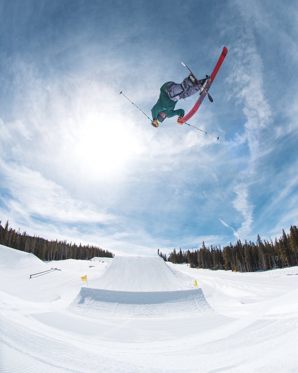 Keep it going...2022-23 season passes are on sale today! Get your Season Pass, Four Pack + Bonus Day, or Barn Pass on or before 5/10 for the lowest price. Buy now via link in bio.