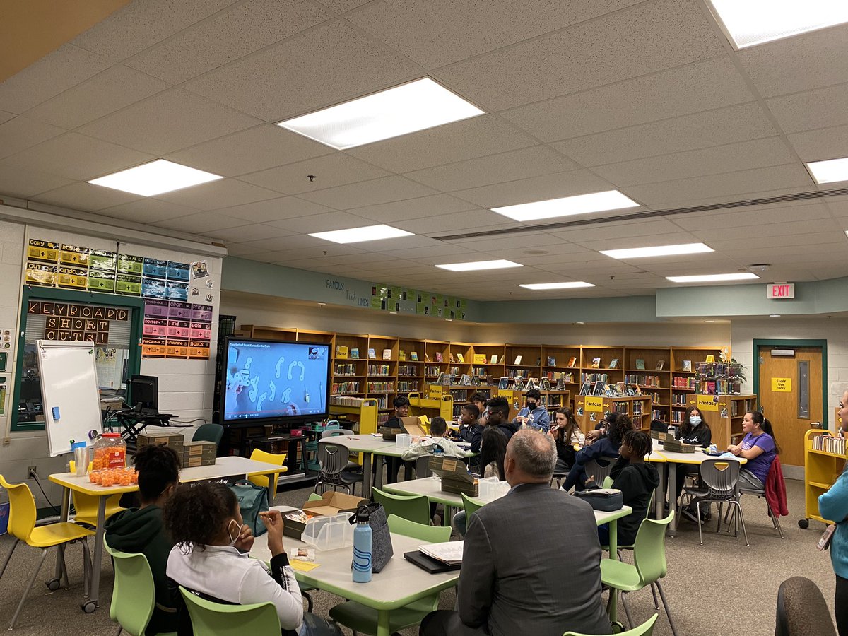 BRMSreads's tweet photo. #TinkerTuesday Today we celebrated the end of March Madness by constructing these cute TRASHKETBALL kits! Golden ticket raffle winners got to bring a friend for lunch in the library and take home one of these cool creations!
#KiwiCo #EurekaCrates #STEAM @BullRunMS #PWCSLibraries https://t.co/biTlpThlSK