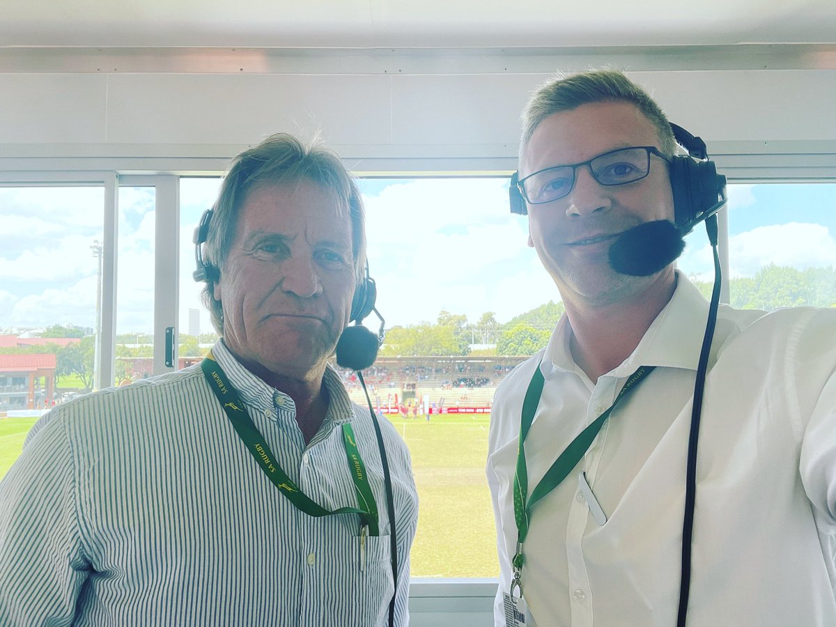 JohanPretoors's tweet photo. Vier dae propvol aksie van skolerugby vir SuperSport Schools, en vandag regstreeks #buiging op Supersport 209 om die feestoernooi mee af te sluit! 📺🎙🏉 
#88 #tvrugby https://t.co/NshQW9A1nC