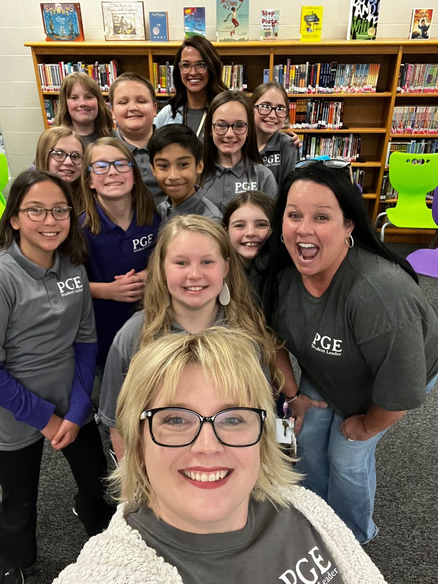TaraCoker0's tweet photo. Our @PGE5thGrade @PGEcubs enjoyed a visit with @theTSIN last Friday! They make these three sponsors beam with pride! 🐾 💜 @kdjarratt @ksteach2018 https://t.co/FHLazKwdsb