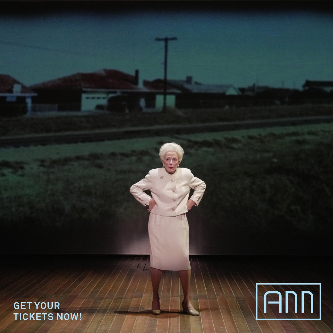 PasPlayhouse's tweet image. #ANN is heading into the week ready to delight audiences with @HollandTaylor's "breathtaking performance" (@latimes) and it's not too late to get tickets... although at the rate they're selling, it's probably not too smart to keep waitin' around 😉🤠

🎟 bit.ly/3JttzUF