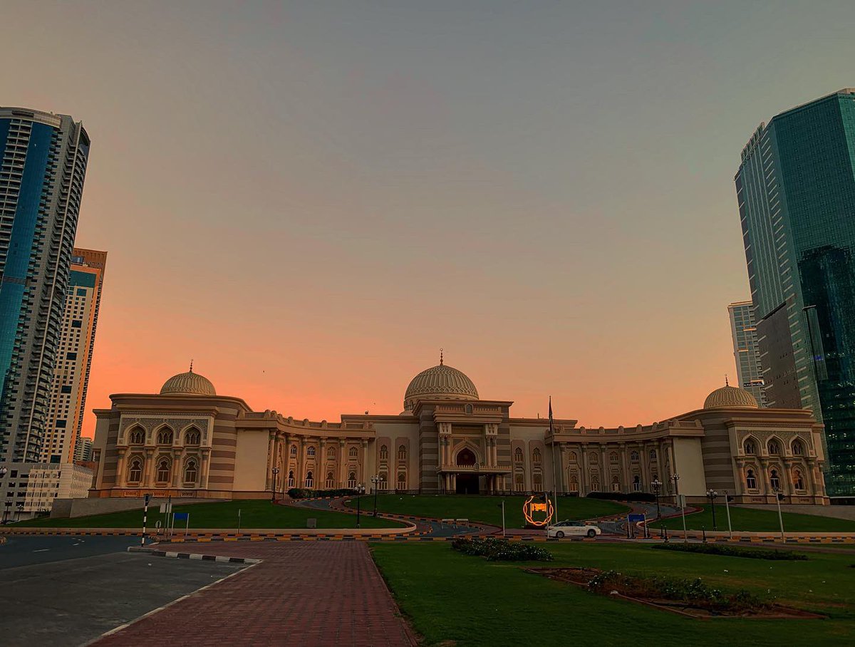 skateweaver_'s tweet photo. 📍Sharjah UAE 🇦🇪
Photo by @skateweaver_
#SkateWeaver #Traphotp #photography #photographer https://t.co/XG98nPc0Lv