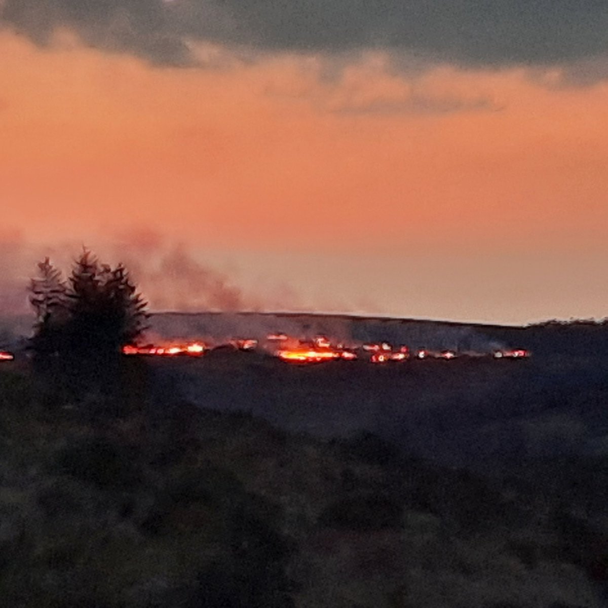Fire on Sliabh Beagh this evening. No rain forecast,  wind blowing from North,not good.