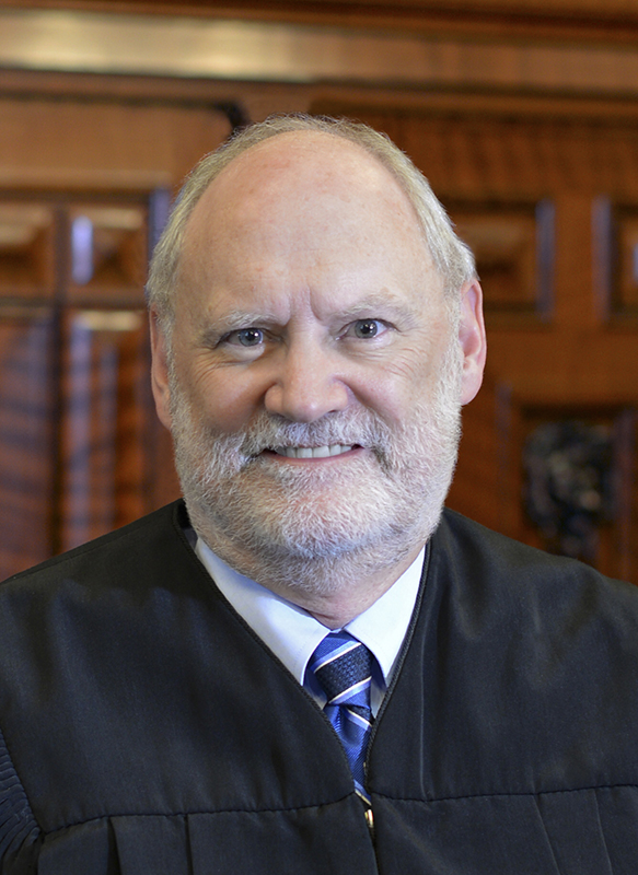 US9thCircuit's tweet photo. Chief Judge Emeritus Sidney Thomas, US Court of Appeals, Ninth Circuit, will assume senior status on appt. of his successor. He noted it has been “a great honor &amp; a privilege to serve as an active judge on the Ninth Circuit Court of Appeals for 26 years.”
https://t.co/JZMNla76Kr https://t.co/5uTBTFzbho