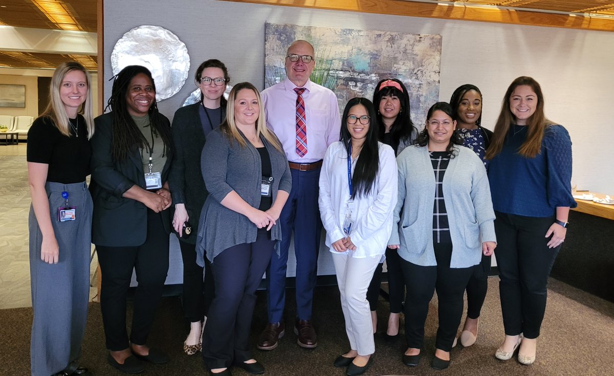 utsweye's tweet photo. Tuesday mornings are for Coffee (and bagels) with the Chair ☕️
This month, @JWHarbourMD Dr. Harbour has met with Ophthalmology Administrative, Billing, Education, Finance, and Research Staff to hear about the contributions they make to the department and his ideas for the future. https://t.co/9LLd8lOFCI