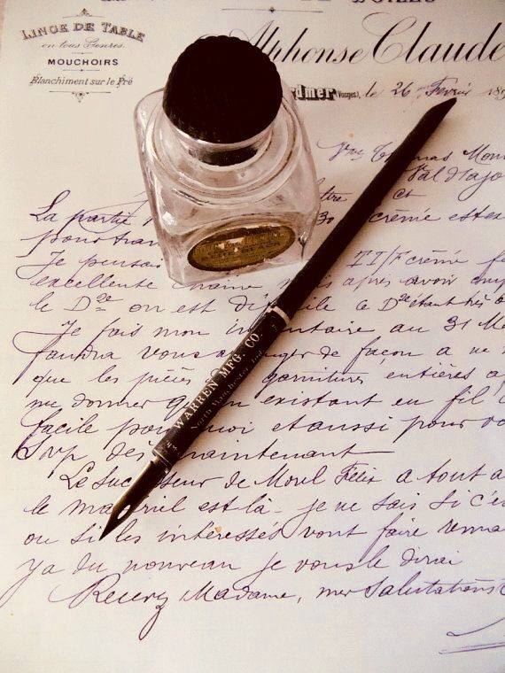 AcademiaDreams's tweet photo. “My pen keeps on penning words on these blank sheets of paper. Then words dance and create their own magic...”

— Avijeet Das https://t.co/pkOOL3ceey
