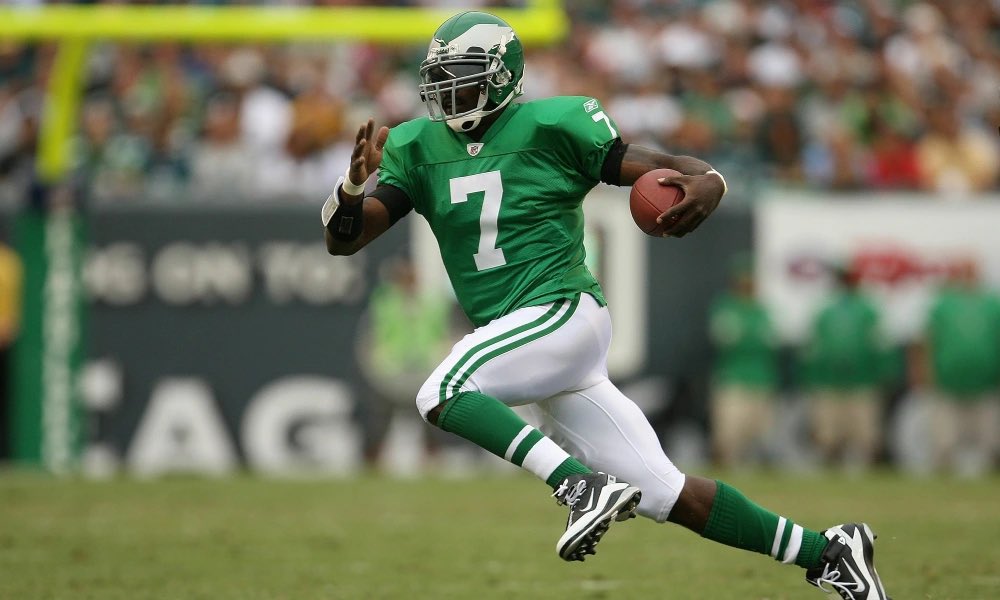 They're Real and They're Spectacular! Eagles' Kelly Green Jerseys