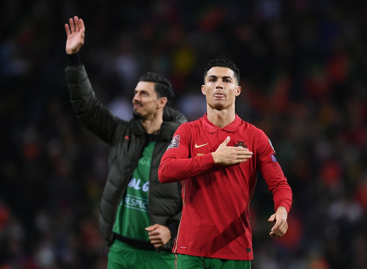 UEFAEURO's tweet photo. 🇵🇹 Portugal have qualified for their sixth consecutive World Cup 👊

#WCQ https://t.co/k0DxOFYWPI