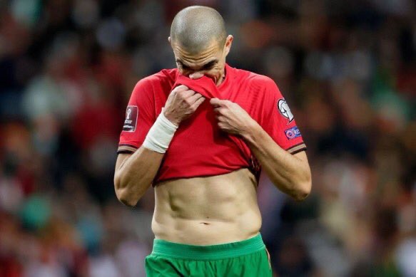 CristianoAfri's tweet photo. Appreciation post for @officialpepe , this guy was, is and will always be my best CB of All time 🇵🇹...He once sgain proof why he was cool the King 🤴 

#VamosComTudo 
#PORMKD #PORMAC 2-0
#Portugal https://t.co/nmDa7Z0h2B