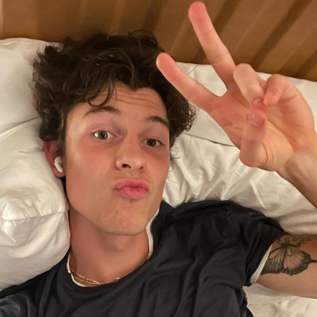 thislovesm's tweet photo. "Só acredito porque tem imagens" - uma thread sobre coisas do Shawn Mendes que até hoje não creio que aconteceram mesmo https://t.co/VoxkgKPqn9