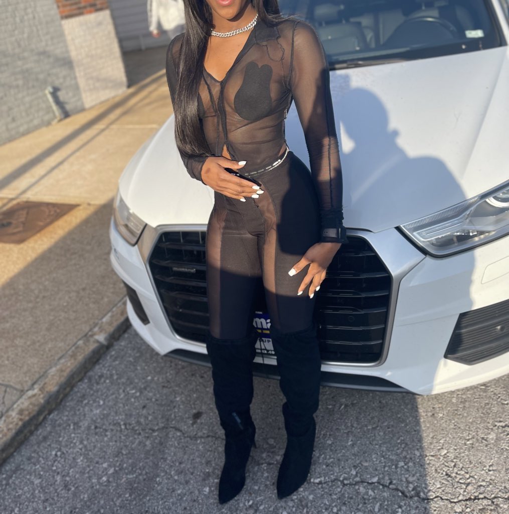 lovejassdimples's tweet photo. Just dropping these off on this app.🖤 https://t.co/O2ITb3ltby