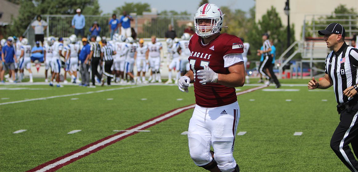 MRittCGS's tweet photo. ⭐️@CGSAllStar Pro Day Result

@CSCFootball: Justin Calderon OL

HT: 6031
WT: 321
40: 5.20
SS: 4.75
3C: 8.00
Bench: 22 reps
VJ: 25”
Broad: 8-8

✅ @WeAreAFCA All-American

✅ 1st Team @RMAC_SPORTS 

@calderon1199 🔥🔥 https://t.co/3h07ggpRi6