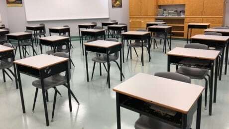 CBCNB's tweet photo. Higgs softens stance against mask mandates in schools: https://t.co/c4SDf8g8GE https://t.co/0bosJhoVuL