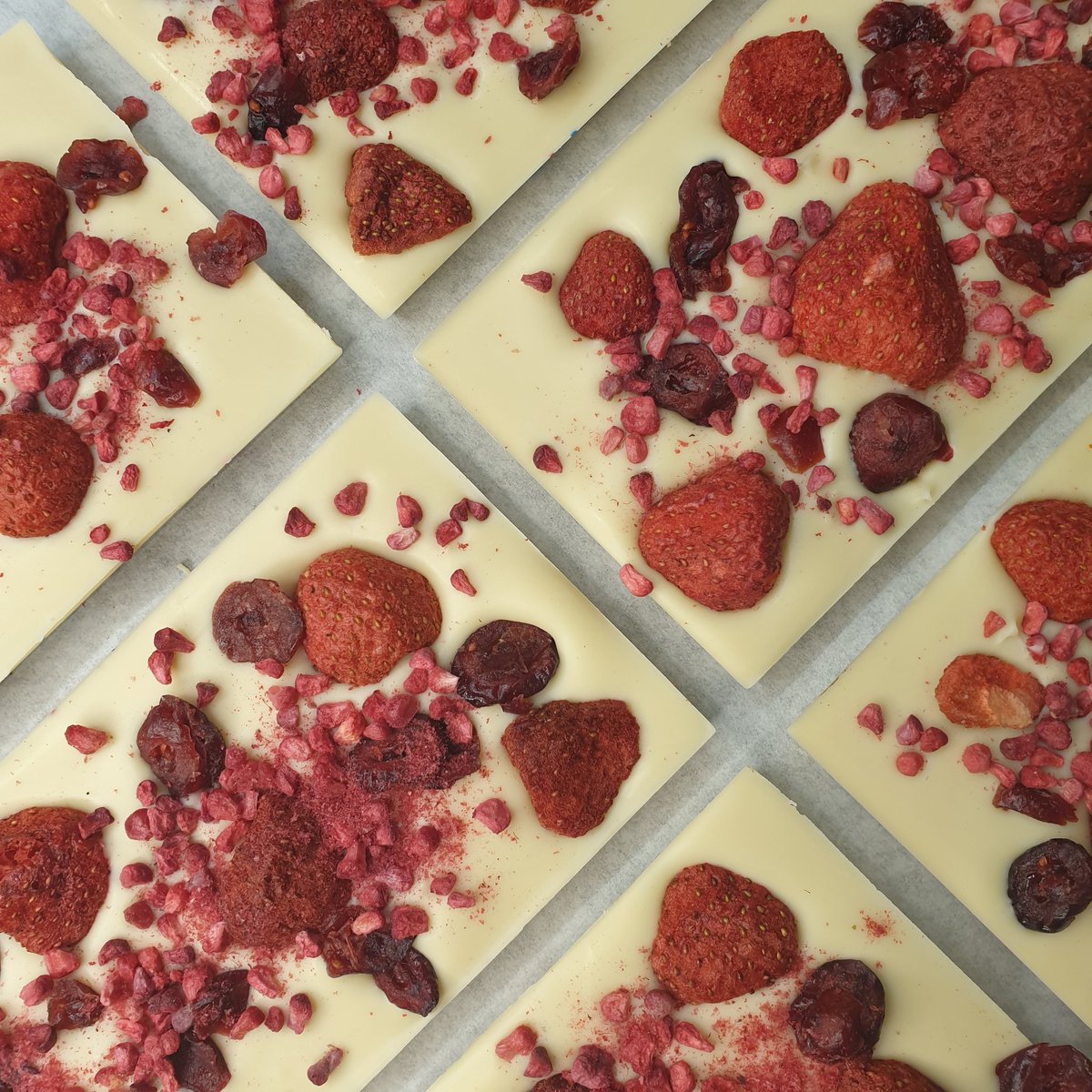 ChocolateArthouse tweet media