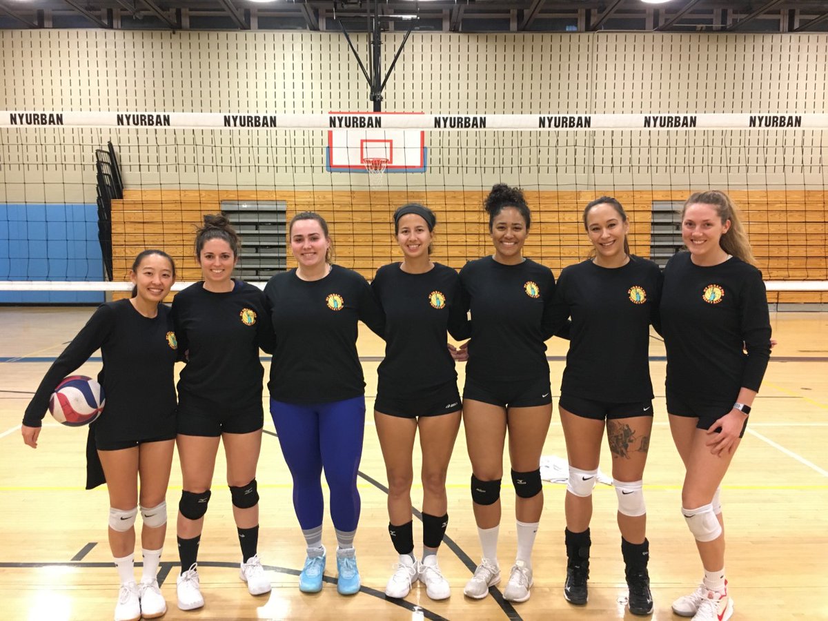 NYUrban's tweet photo. Volleyball. It's good for you. 
#nyurban #nyurbanvolleyball
#volleyball #adultsports #NYC #nyurbanprofessionals 
#adultsports #recleagues https://t.co/F6pwIBMZqC