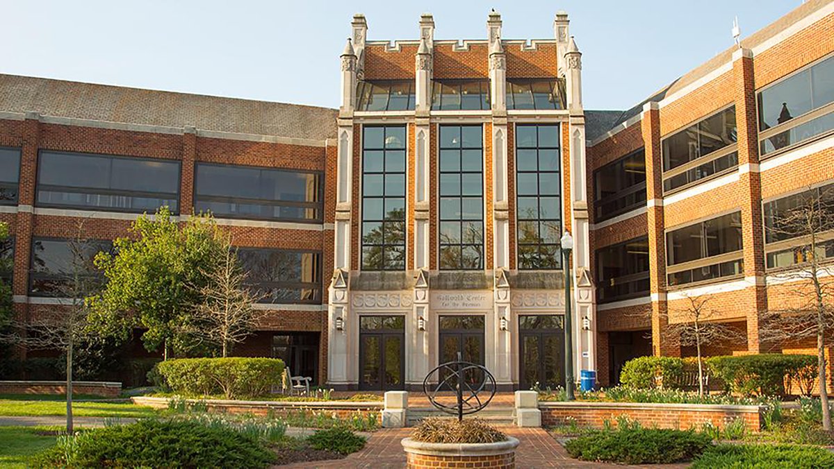 Four #Spiders were recently awarded prestigious Goldwater scholarships for their research in math and science.

#URichmond was one of 19 schools and the only school in Virginia with four Goldwater Scholars this year. #SpiderPride ❤️💙🕷

news.richmond.edu/releases/artic…