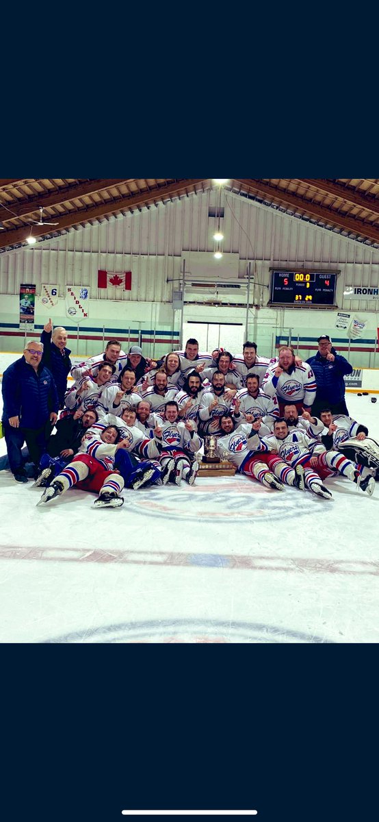 nickshaw1998's tweet photo. @FLflyers @MondayNooner Woke up this morning still LLHL champs 🏆🏆 https://t.co/oI3sudTkYN