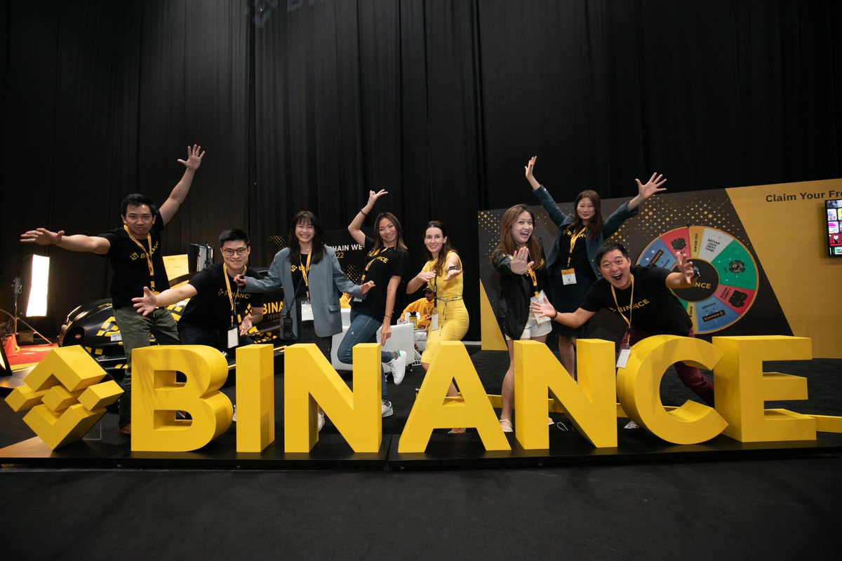 binance tweet picture