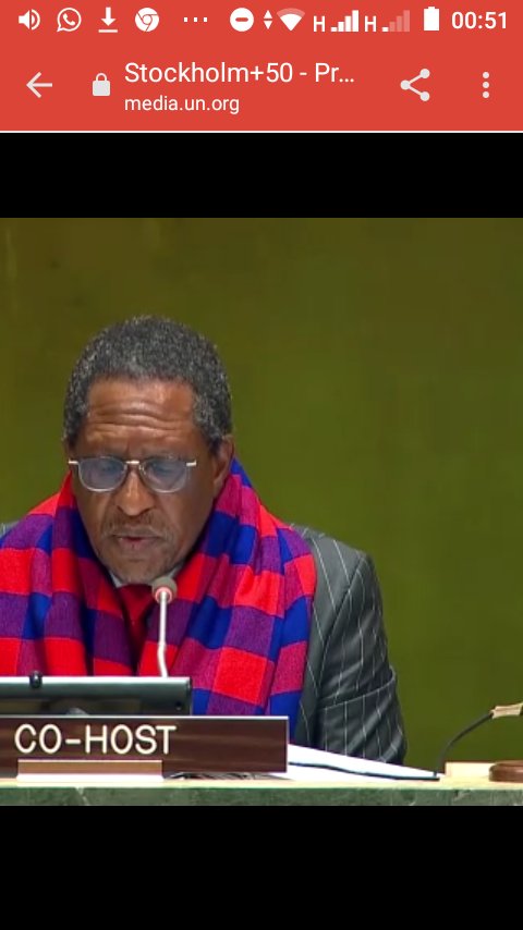 busulwapaul3's tweet photo. Already the 🌍 is facing da worst impacts of CC especially "Africa", it's sad 😭 dat people are ignorant abt CC, especially indigenous due 2 poor Educ systems  Abt CC,  re-generation of climate &amp; Environmental education issues are crucial
@StockholmPlus50 
@KawempeP 
@MYPLANET44 https://t.co/LrfixxfFYV