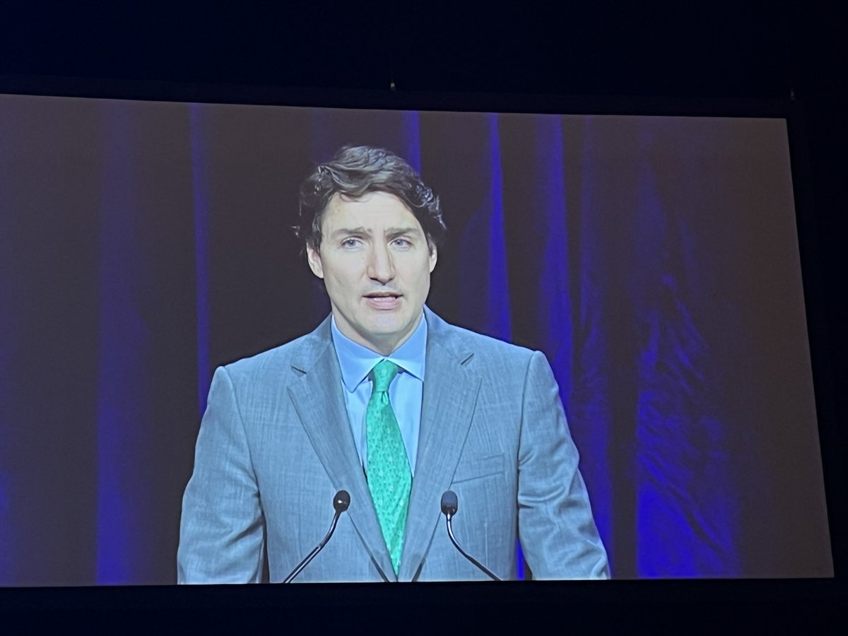 Merran Smith tweet media