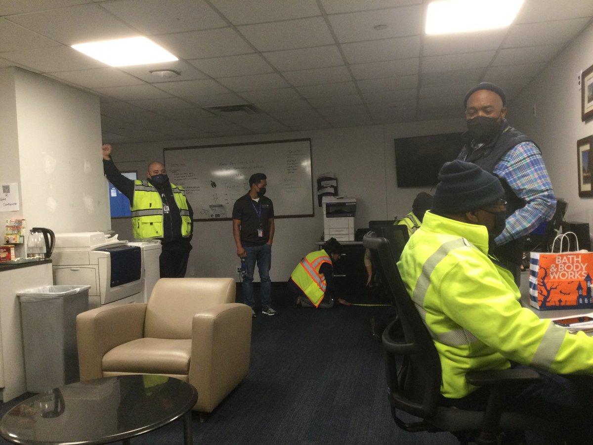 TheGladHatter tweet media