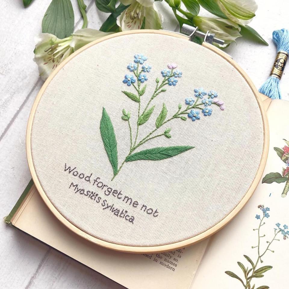 Little Green Stitches tweet media