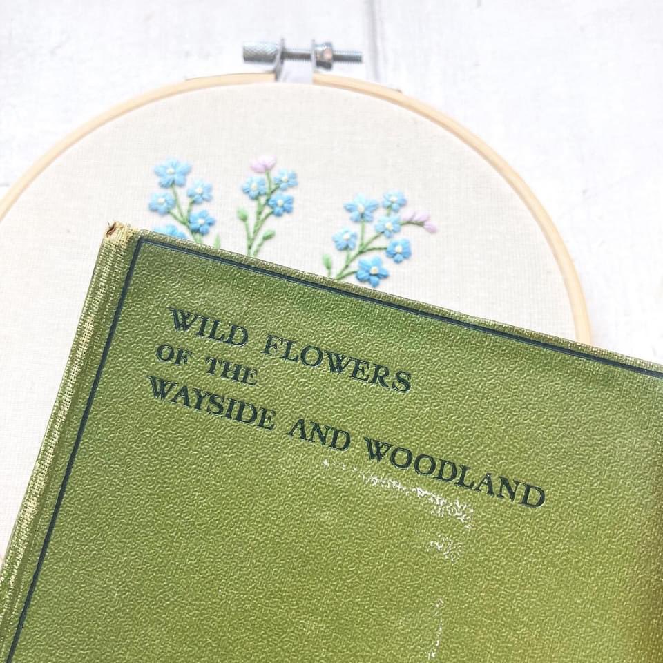 Little Green Stitches tweet media