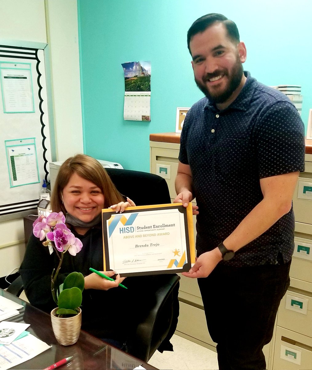 BrowningElem's tweet photo. Congratulations Ms. Trejo for going above and beyond for our campus! 🏆 @GarciaAnnieM @yvonne_cortina https://t.co/4vSldq3FxT