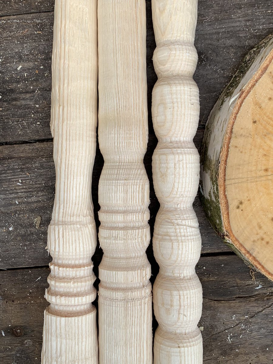 ixzy28's tweet photo. Went bodging today! Made the cutest stool and had the best time with @TrentUni. Used a lathe to create interesting shapes on my hand chopped pieces of wood! I shaved, chopped and carved everything myself! @NTUadbe @NTUArtandDesign #furnituredesignstudent https://t.co/X09D7fMMk1