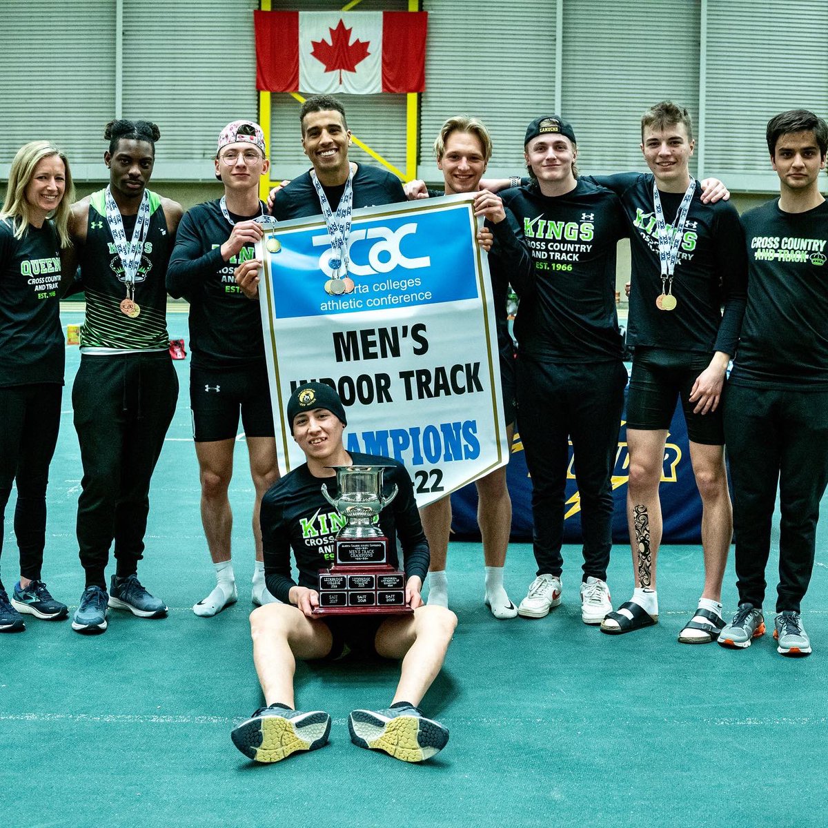 ACAC_Sport's tweet photo. INDOOR TRACK 🏆

Congratulations to the Red Deer Kings Men’s Indoor Track team on winning the 2021-2022 ACAC Indoor Track Championships!! 🌟🏆🌟

It was a great weekend at the Butterdome sponsored by @runningroom 👏

#ACACsport #ACACIT2022 https://t.co/R8CTcRYpuS