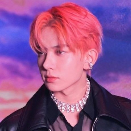 jynkh_'s tweet photo. Como hace heeseung para verse tan radiant y tan pero tan beautiful en tan solo una mirada? TE LLORO SIEMPRE HEESEUNG https://t.co/E0IlnWAqWL